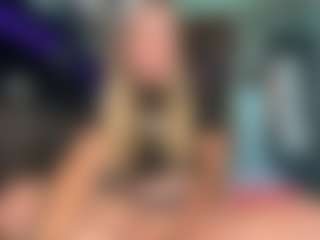 BittyBrat333's Live Sex Cam Show