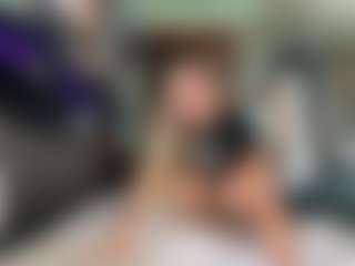 BittyBrat333's Live Sex Cam Show