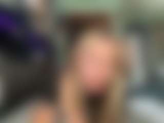 BittyBrat333's Live Sex Cam Show