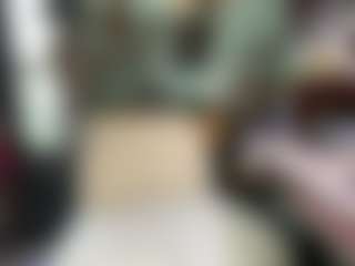 Live cam show with BittyBrat333 - Blue Eyes on madthumbs