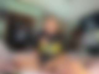 BittyBrat333's Live Sex Cam Show
