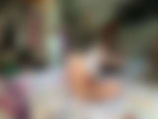 BittyBrat333's Live Sex Cam Show