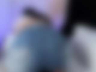 Live cam show with gisellantonella - Fingerass on Mixed Magazine Live