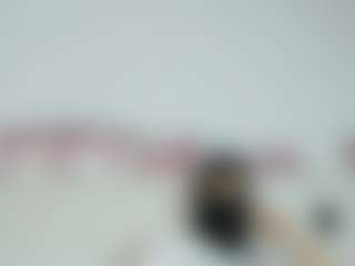 Lexxxsssnoow's Live Sex Cam Show
