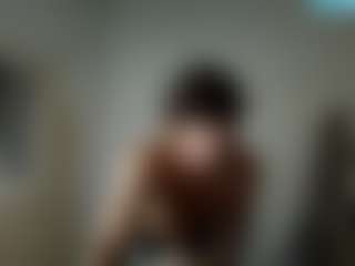 Live cam show with GringoDeliciuss - Tease on AdultVida.com