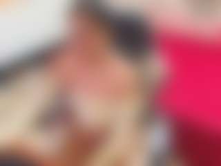Live cam show with iris-ferrer - New Sexwebcam on AdultVida.com