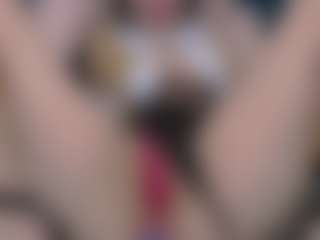 Lucianacruisse's Live Sex Cam Show