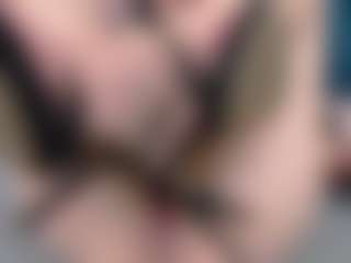 Lucianacruisse's Live Sex Cam Show