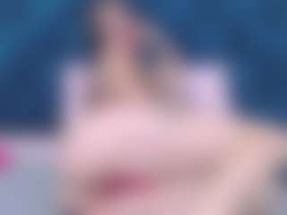 Lucianacruisse's Live Sex Cam Show