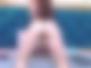 Lucianacruisse's Live Sex Cam Show