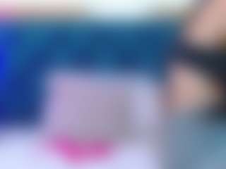 Lucianacruisse's Live Sex Cam Show