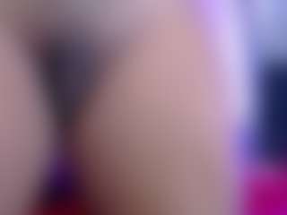 Live cam show with MAGIIC-BRUNETTE - Orgasm on Camsoda