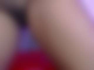MAGIIC-BRUNETTE's Live Sex Cam Show