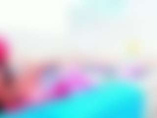 MAGIIC-BRUNETTE's Live Sex Cam Show