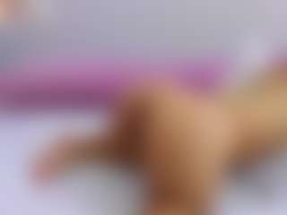 Megansaaenz's Live Sex Cam Show