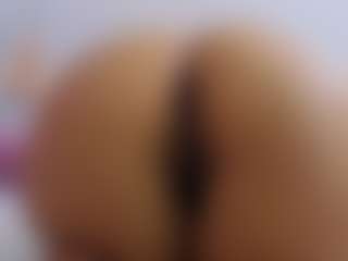 Megansaaenz's Live Sex Cam Show