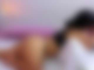 Live cam show with Megansaaenz - Erotic Dance on Camiplay Live