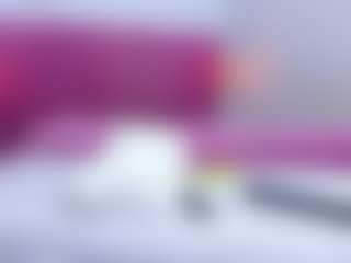 Live cam show with Megansaaenz - Shaved on wildcum.com