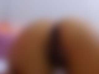 Megansaaenz's Live Sex Cam Show