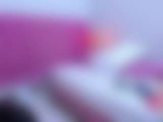 Live cam show with Megansaaenz - Colombia on Camsoda