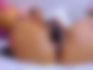 Megansaaenz's Live Sex Cam Show