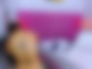 Live cam show with Megansaaenz - Oil on Dolls Live