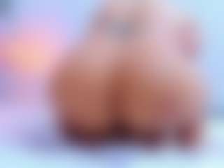 Megansaaenz's Live Sex Cam Show