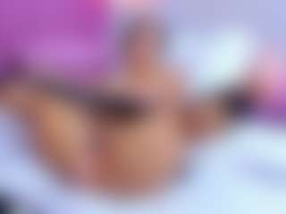 Megansaaenz's Live Sex Cam Show