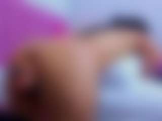 Live cam show with Megansaaenz - Brown Eyes on sexylive.show