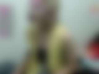 Live cam show with PanteraWhite - Brown Eyes on Latina Girls