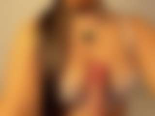 Live cam show with PinkWhisper20 - Tiny on livesuperchat.net