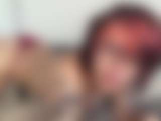 Live cam show with Vernice - Curvy Small Tits on Mixed Magazine Live