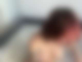 Live cam show with Vernice - Moaning on xplaylive.com