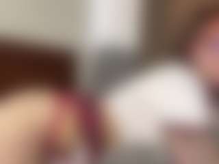 Live cam show with Vernice - Toys on friskycurves.com