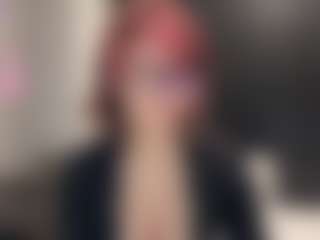 Live cam show with Vernice - Upskirt on makecum.org
