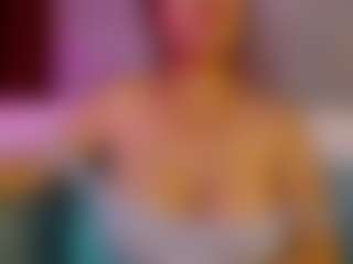 Live cam show with Sara-Harris7 - Blonde Hair Toys on AdultVida.com