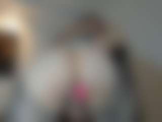 Live cam show with sexyvioletvalerious - Brown Eyes on xxxlivecams.org