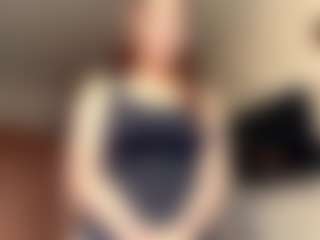 Live cam show with SueMobley - White Teen (18+) on SxyPornLive | united states