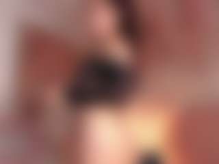 Live cam show with Valentina-Conti - Oil on Dare Cams
