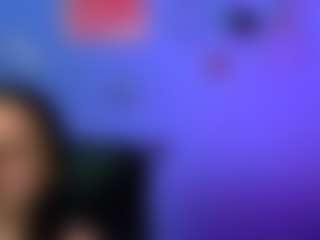 Live cam show with amanda-striking - Blue Eyes on Camsoda
