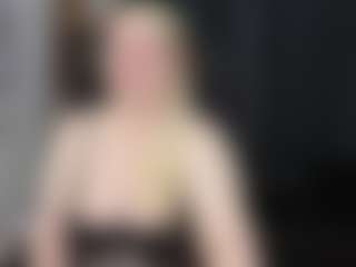 Live cam show with Ammy - Dildo on realtime-chat