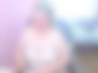 Live cam show with Ammy - Upskirt on Sweet Sext