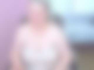 Live cam show with Ammy - Thick on intimatelivegirls.com