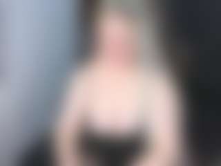 Live cam show with Ammy - Thick on Camsoda