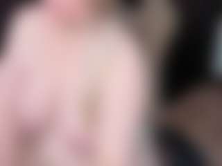 Live cam show with Ammy - Moaning on sexytreat.net