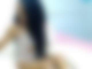 Areil10's Live Sex Cam Show