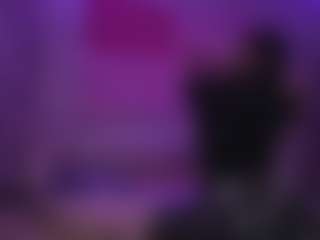 Live cam show with Malin - Blowjob on Camming Site