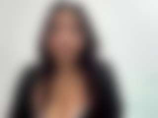 Live cam show with Lina - Asian Teen (18+) on Latina Girls
