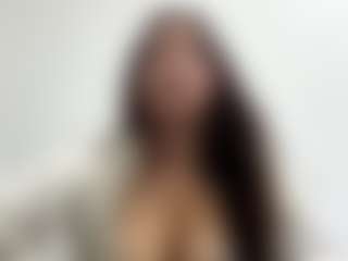 Live cam show with Lina - Oil on SpankPalCams