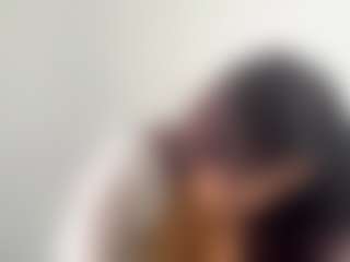 Live cam show with Lina - Public BBW on StripNow